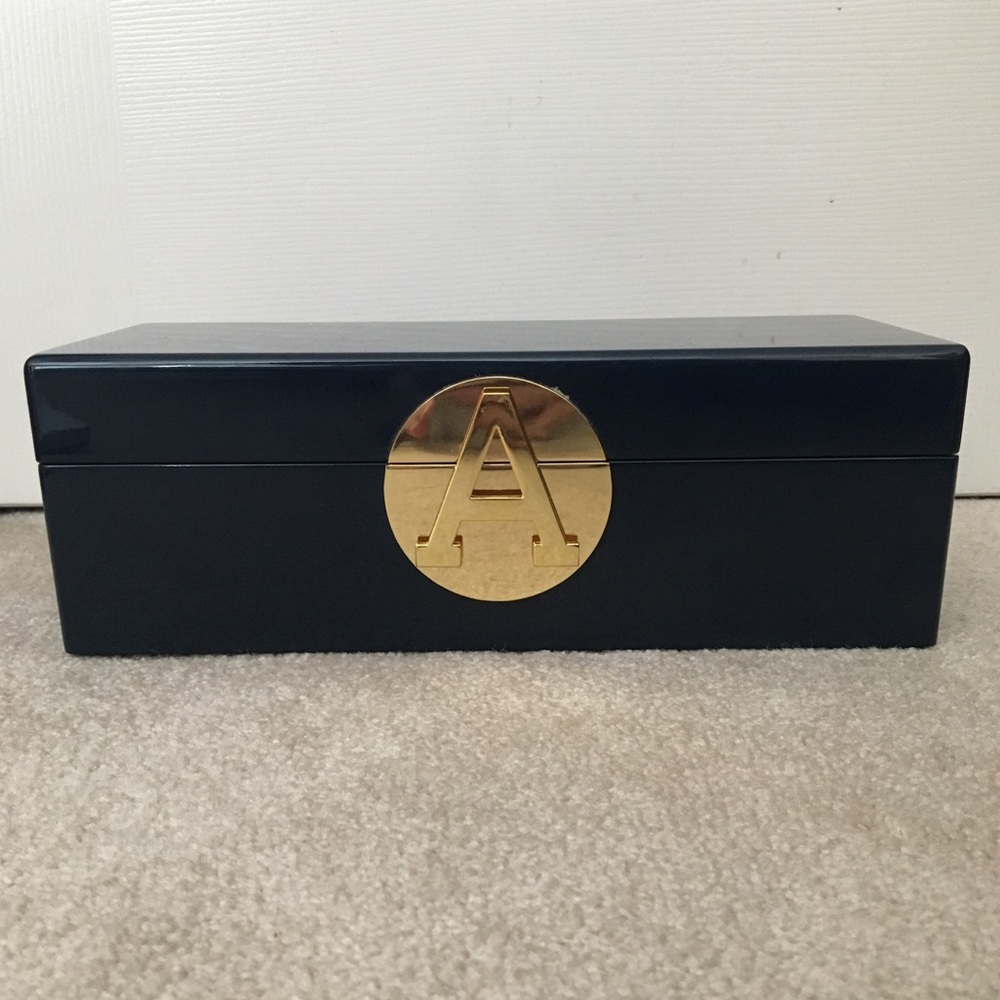 C Wonder navy jewelry box